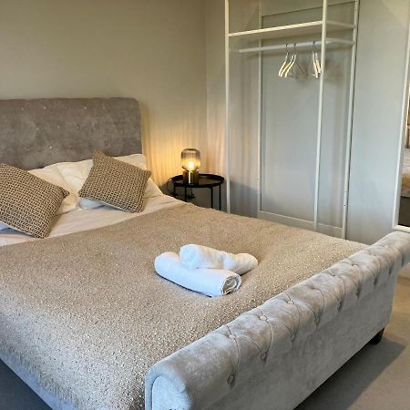 Stylish 1 Bed Flat With Private Terrace In Wimbledon - 3 The Queens London Exteriör bild